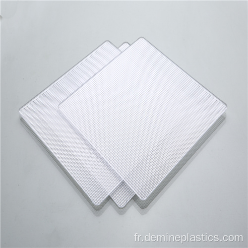 Feuille solide de polycarbonate prismatique à diffusion lumineuse élevée